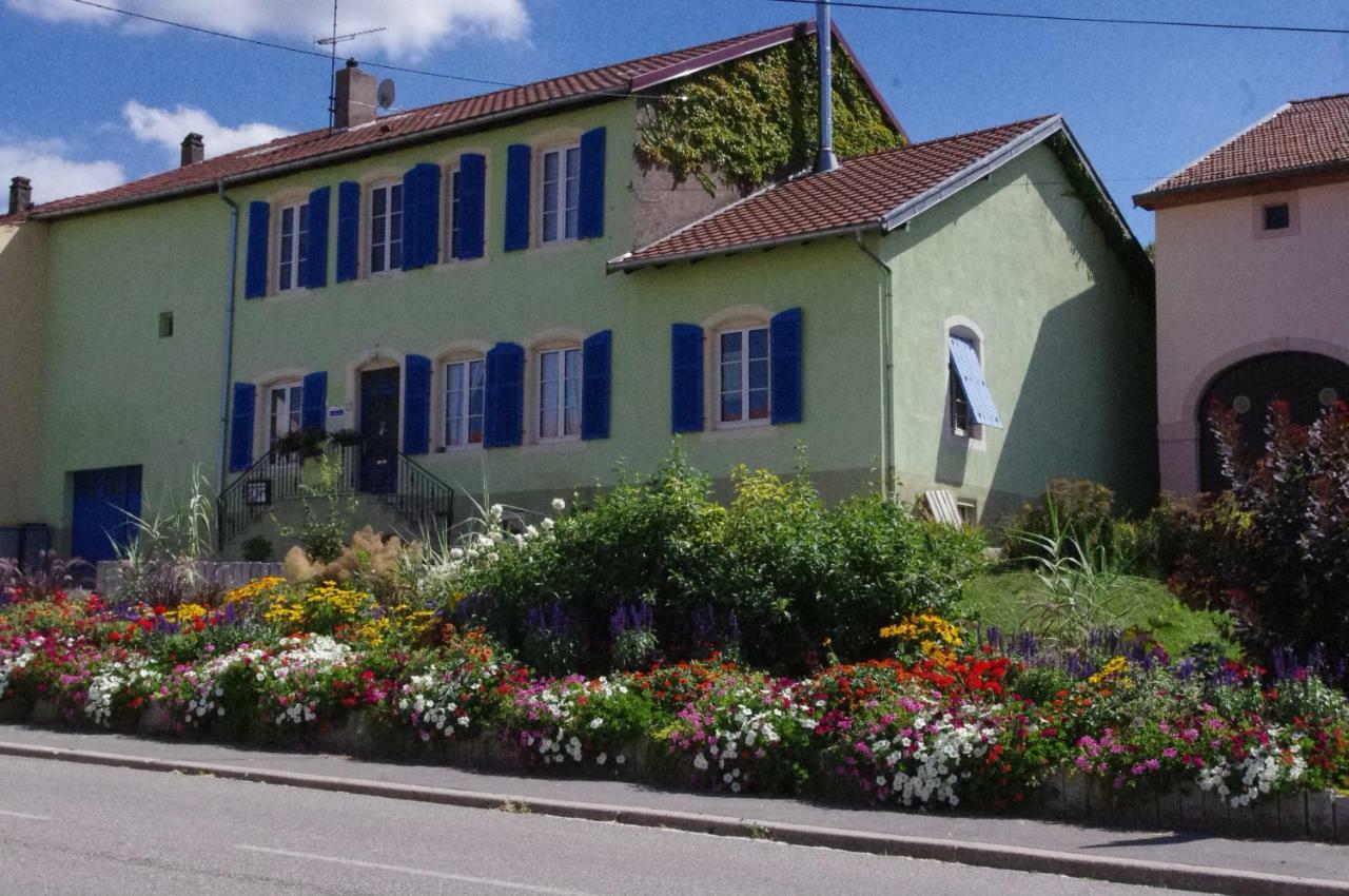 Chambres D'Hotes Au Presbytere Racrange Exterior photo